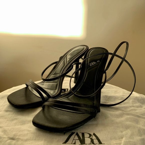 Zara Strappy Heels - Size 40 - Picture 6 of 10